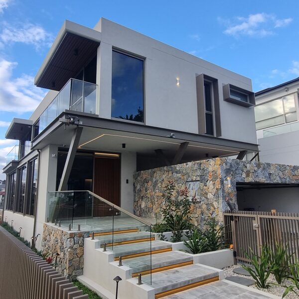 Blake Luxury Residence 