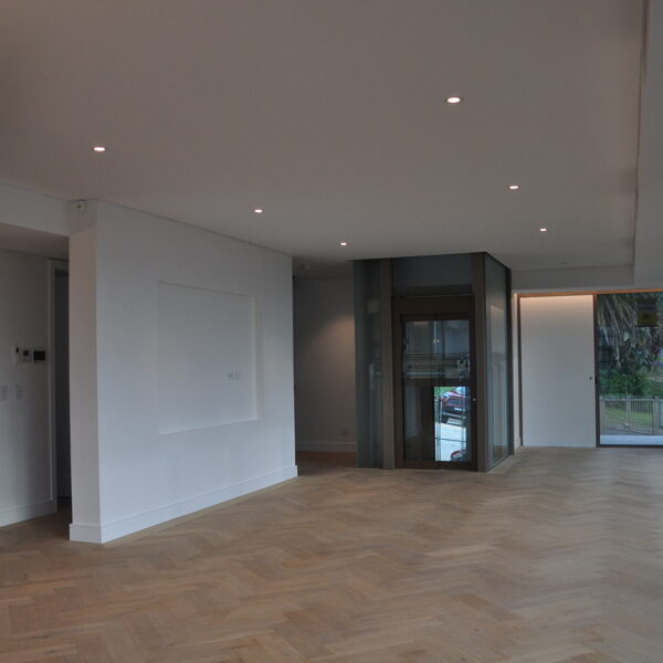 Living room with lift