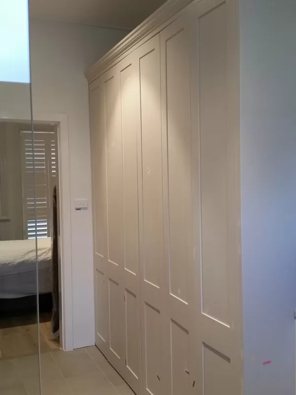 Custom Walk-in-Wardrobe